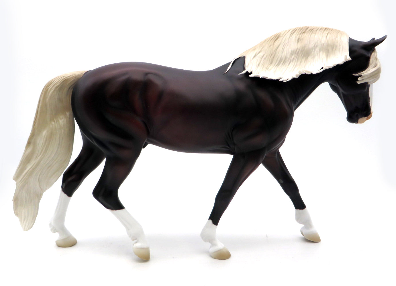 Scout Team-OOAK Liver Chestnut Irish Draft STONE BOWL V