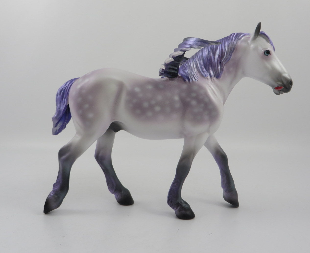 Tender Heart-OOAK  Valentines Deco Trotting Draft2/12/21