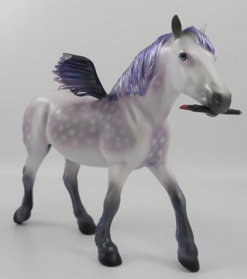 Tender Heart-OOAK  Valentines Deco Trotting Draft2/12/21