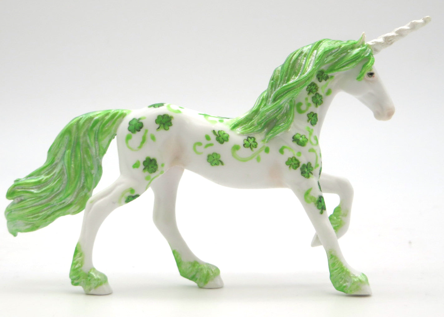 Shamrock O Swirl-OOAK St. Patricks Day Fresian Chip