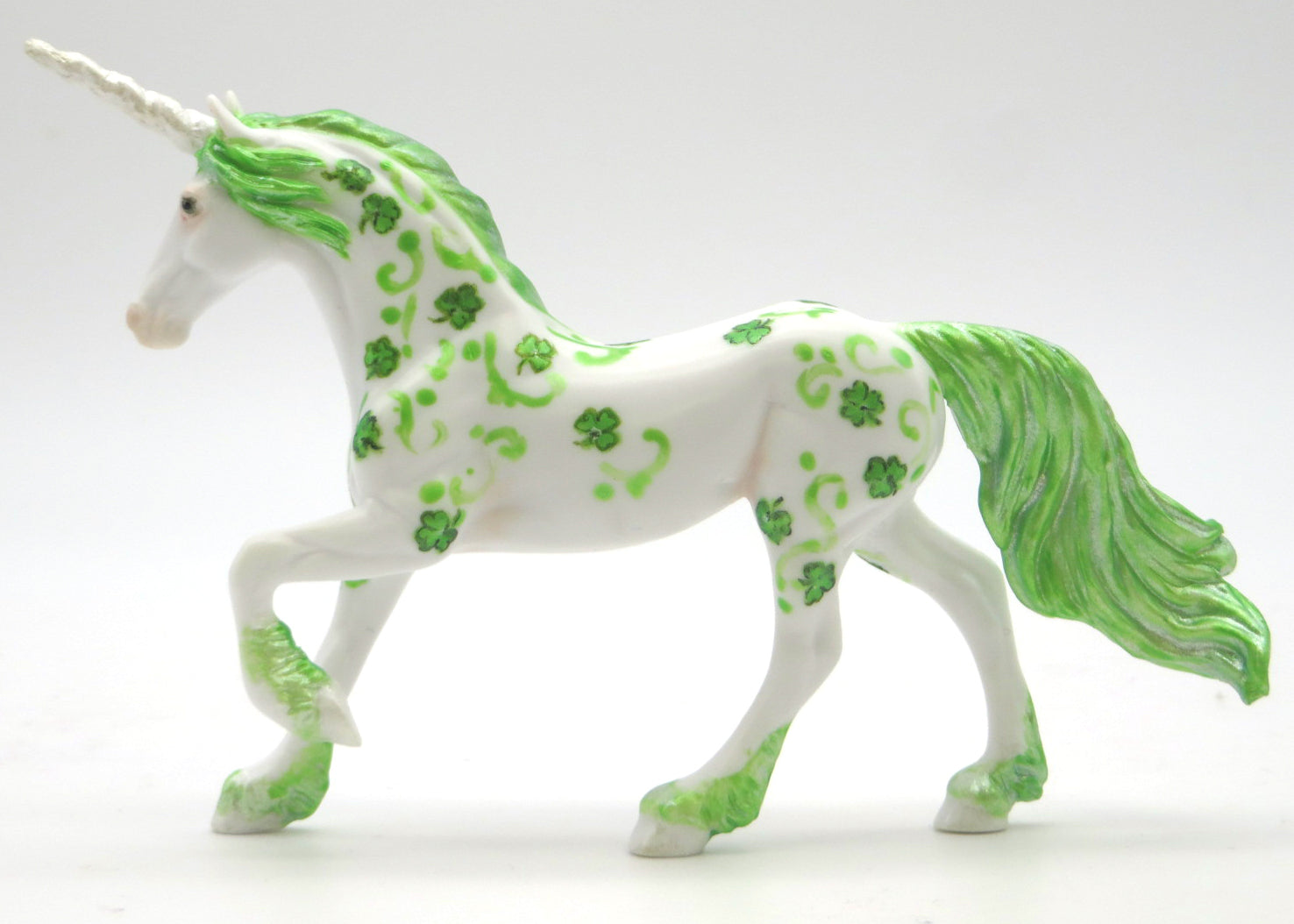 Shamrock O Swirl-OOAK St. Patricks Day Fresian Chip