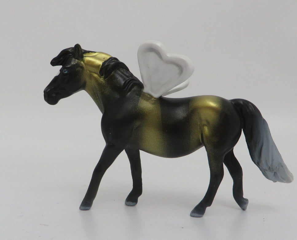 Bumble-OOAK Valentine Pony Chip SB21