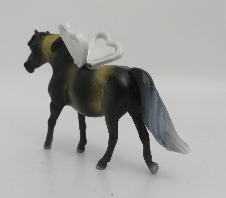 Bumble-OOAK Valentine Pony Chip SB21