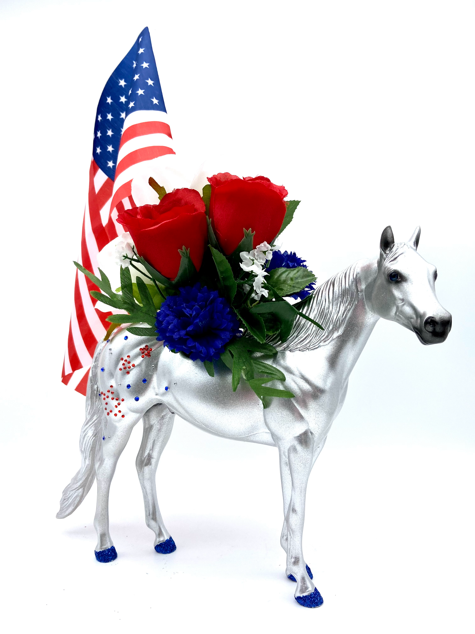 Patriotic Flower Pot - Painted by Ellen Robbins - 6/30/21
