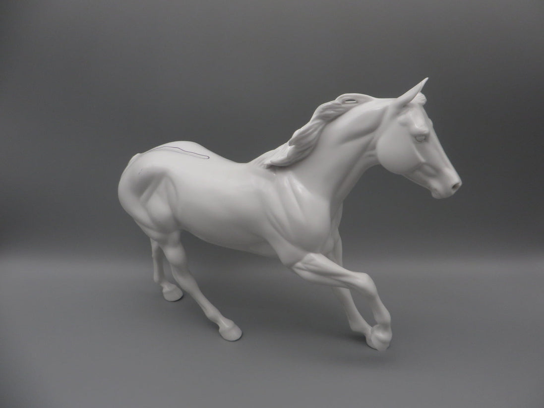 Body -Seconds Horse