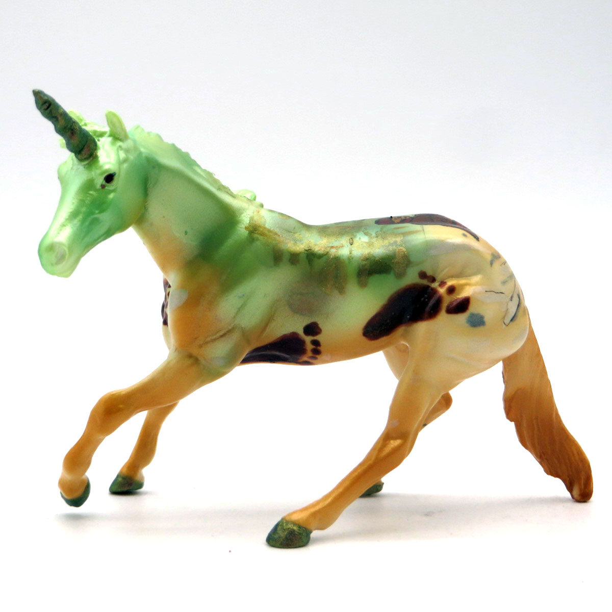 Urban Legend -OOAK Cutting Chip Unicorn EQ 22