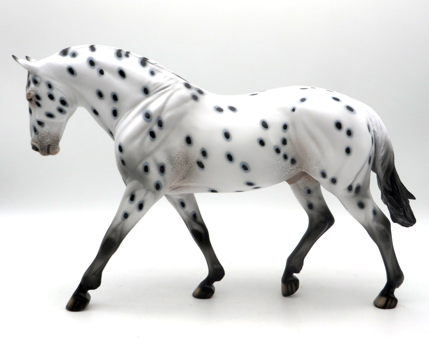 EQ Basket #17 -Kids Giveaway Basket  EQ 22