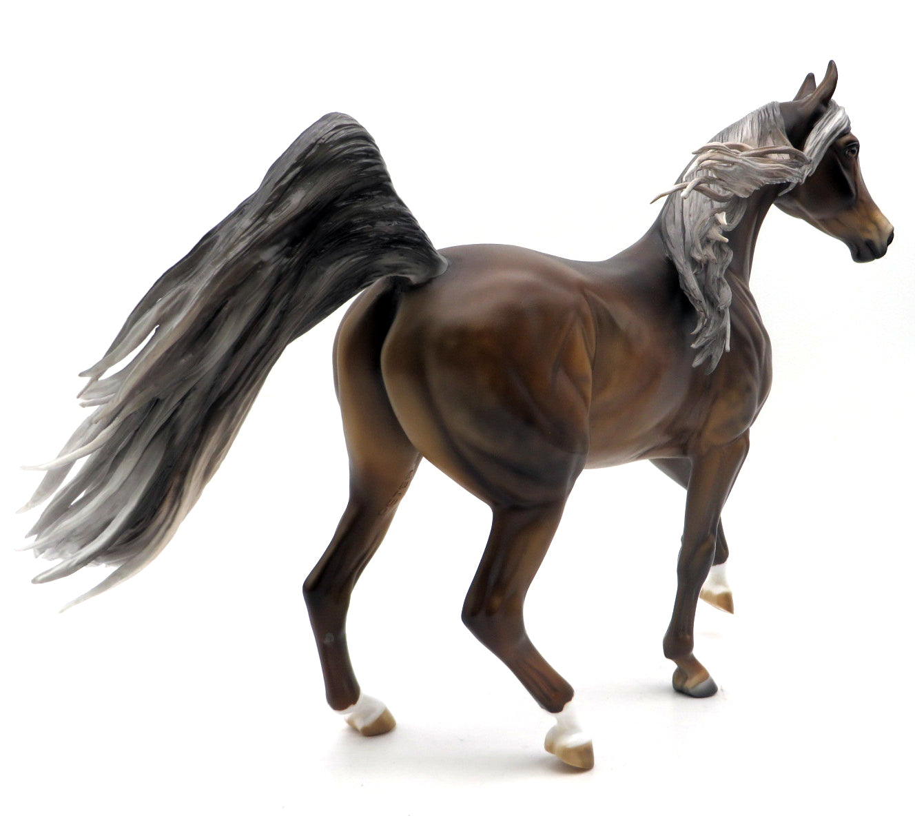 NEITH-OOAK BAY ARAB MARE  BY JULIE KEIM -EQ 22