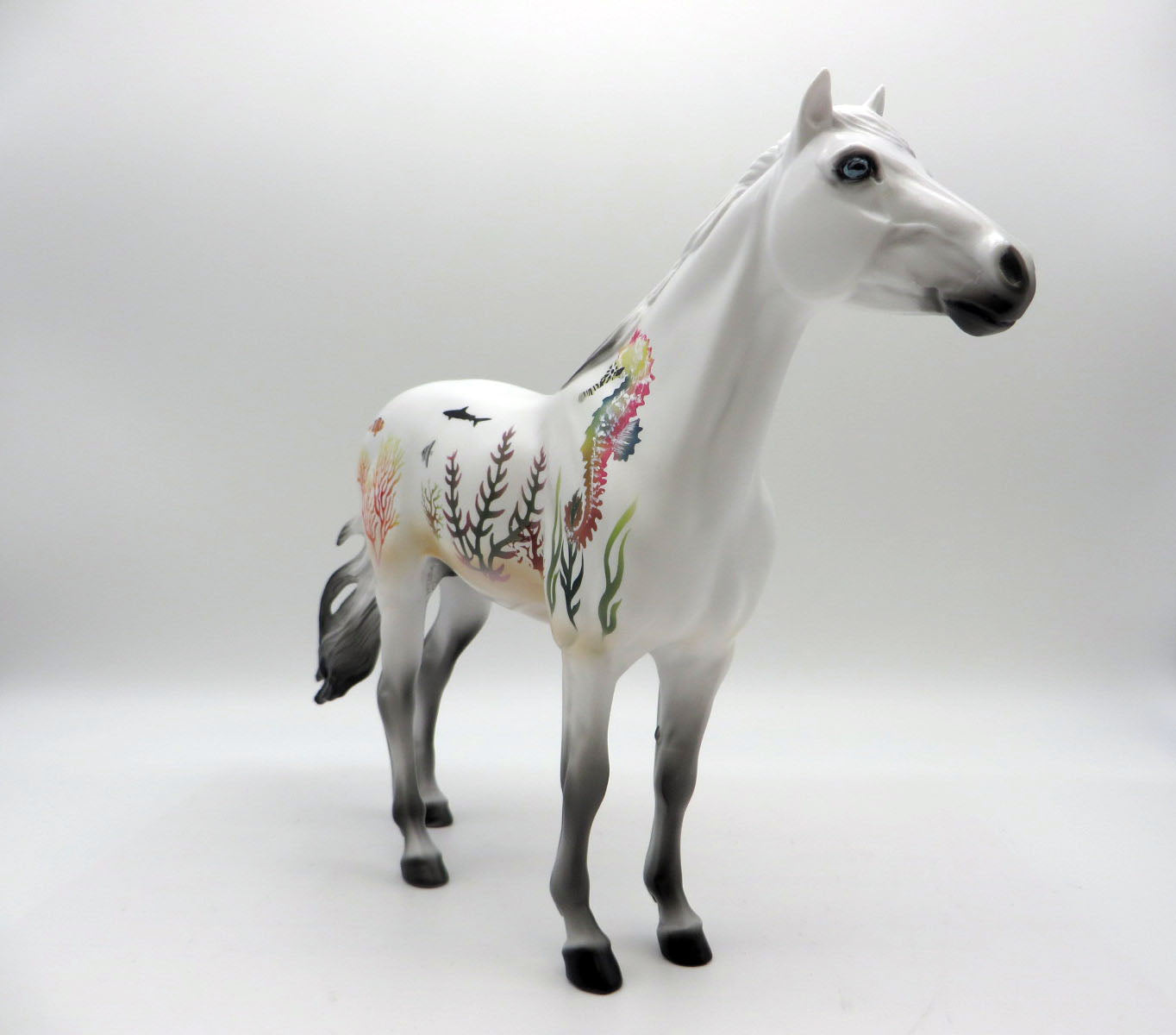 Ocean&#39;s Eleven-OOAK Deco Mustang Shark Week 22