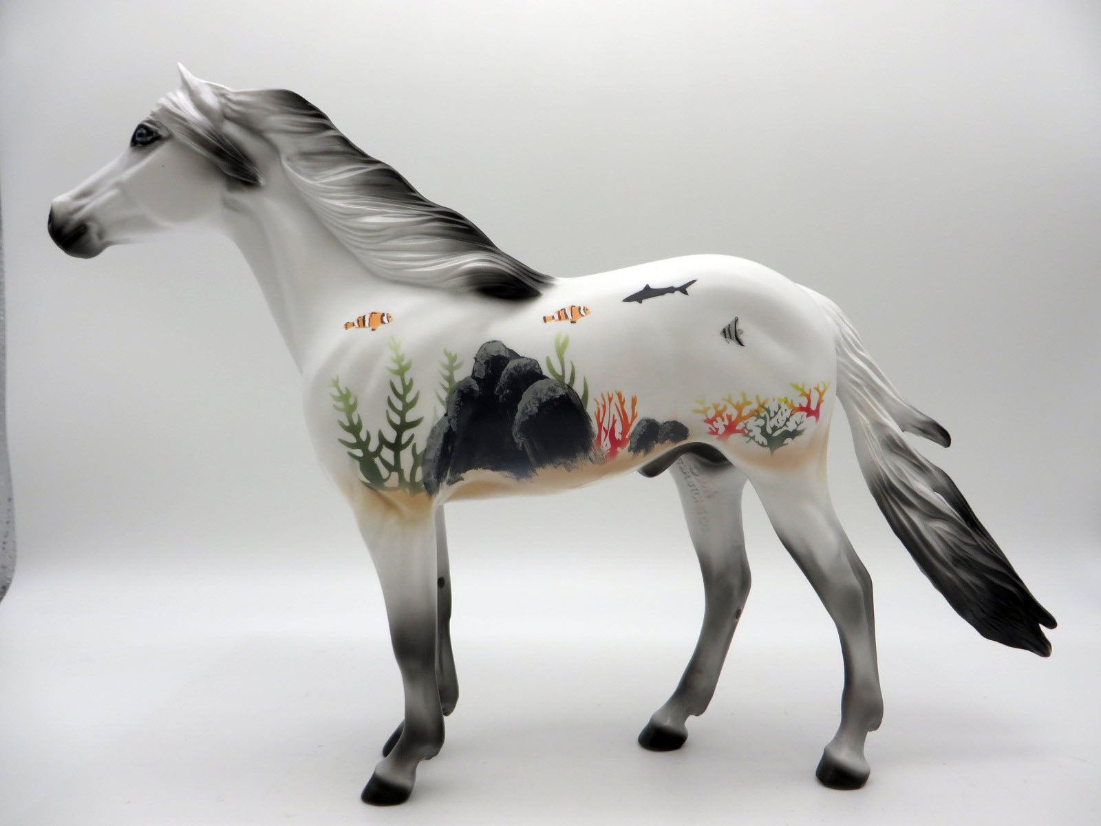 Ocean&#39;s Eleven-OOAK Deco Mustang Shark Week 22