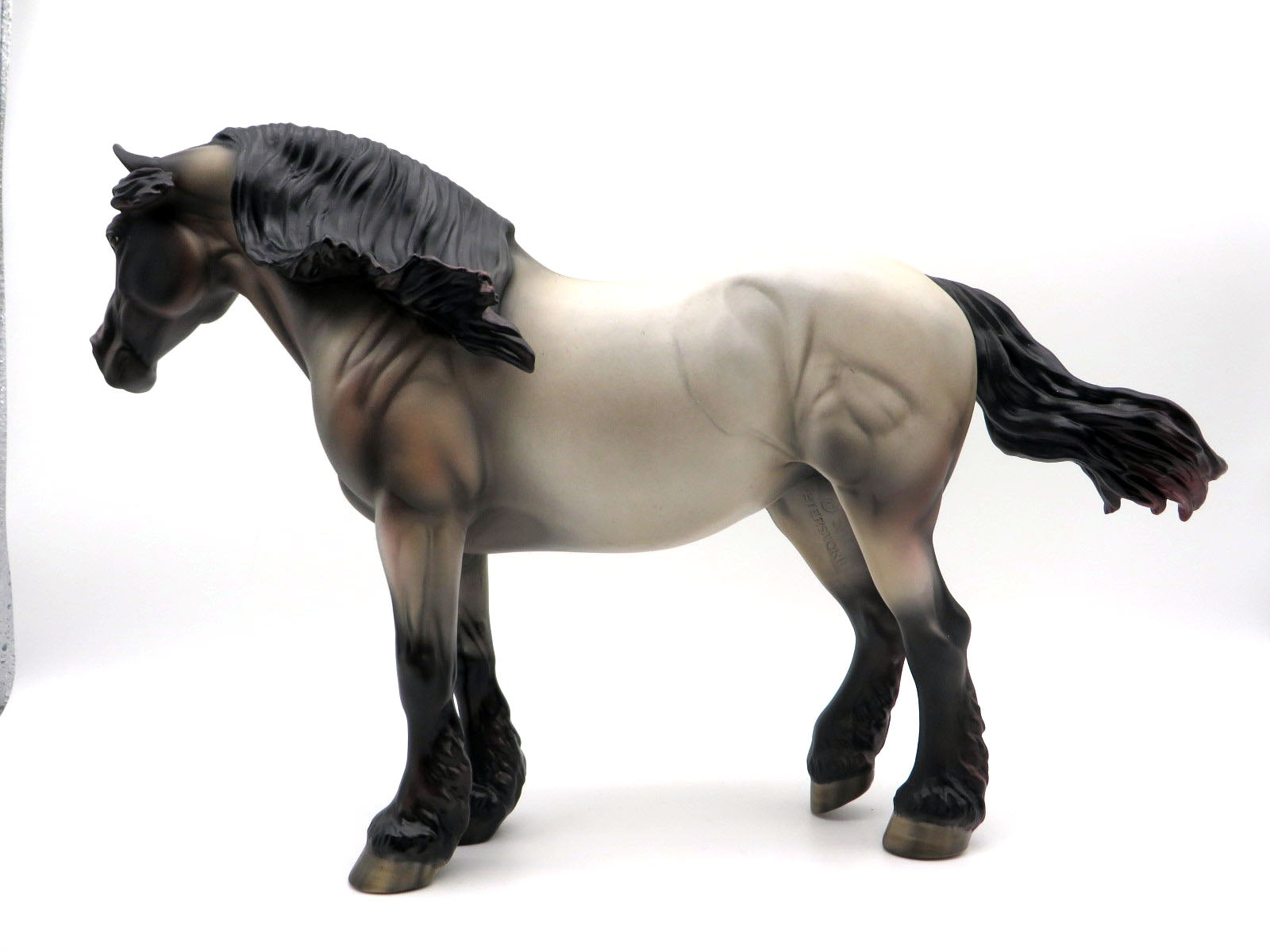 Loyalty Release 2022 Elizabeth LE-150 Bay Roan Heavy Drafter by Julie Keim 9/2022 Loyalty Club 22/23