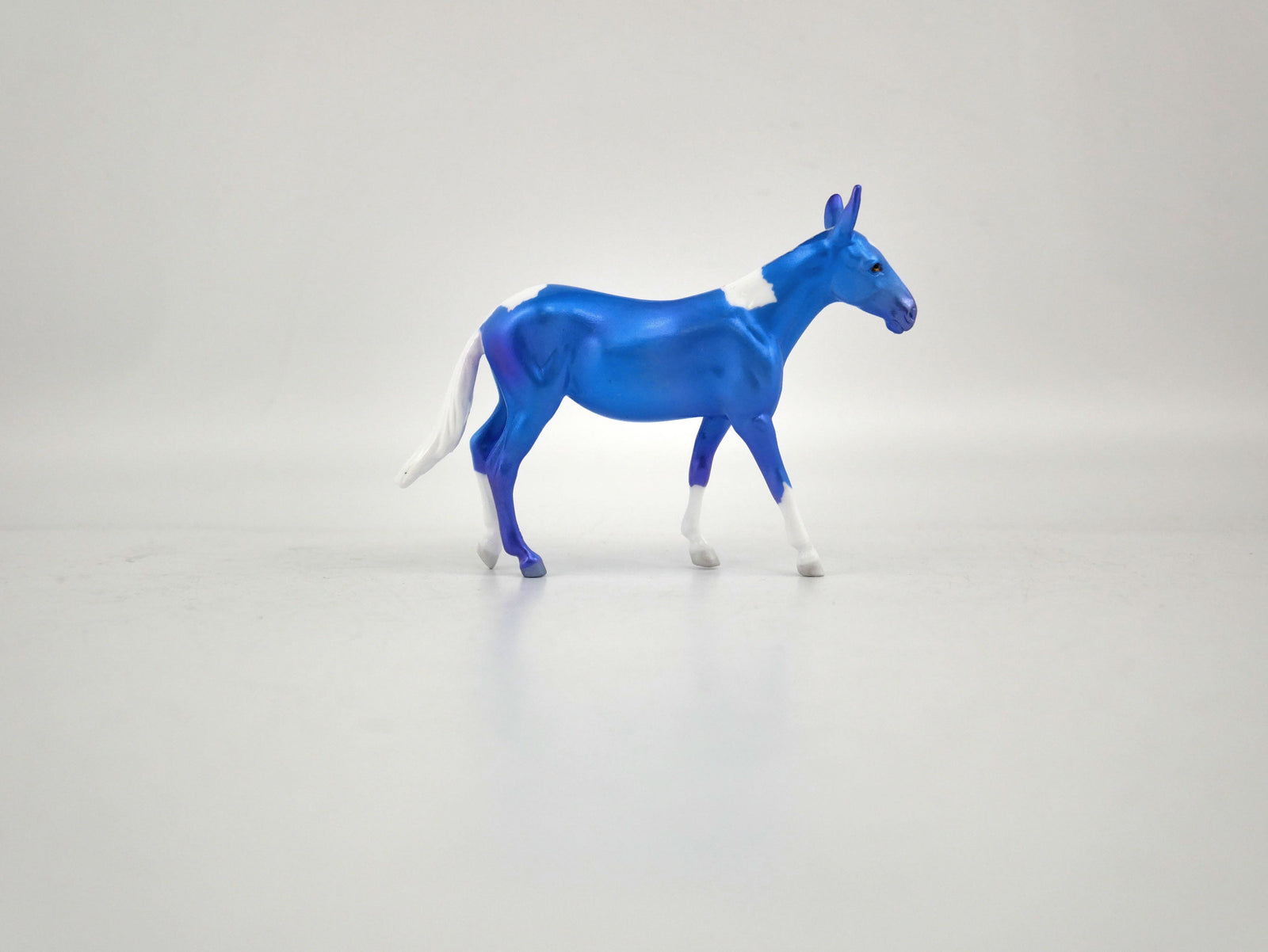 What is inside the Box>Ice on the Mountain   12/20