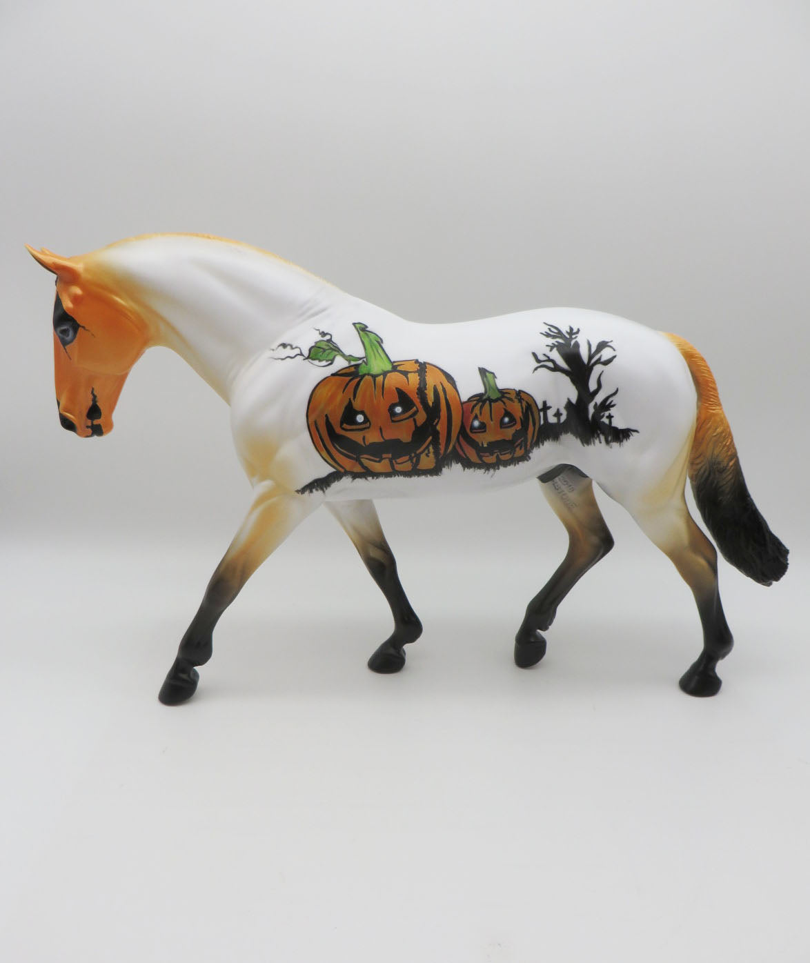 JEKYLL-O-LANTERN - OOAK - BEST OFFER - HALLOWEEN DECORATOR IRISH DRAFT - By Dawn Quick LHS 22