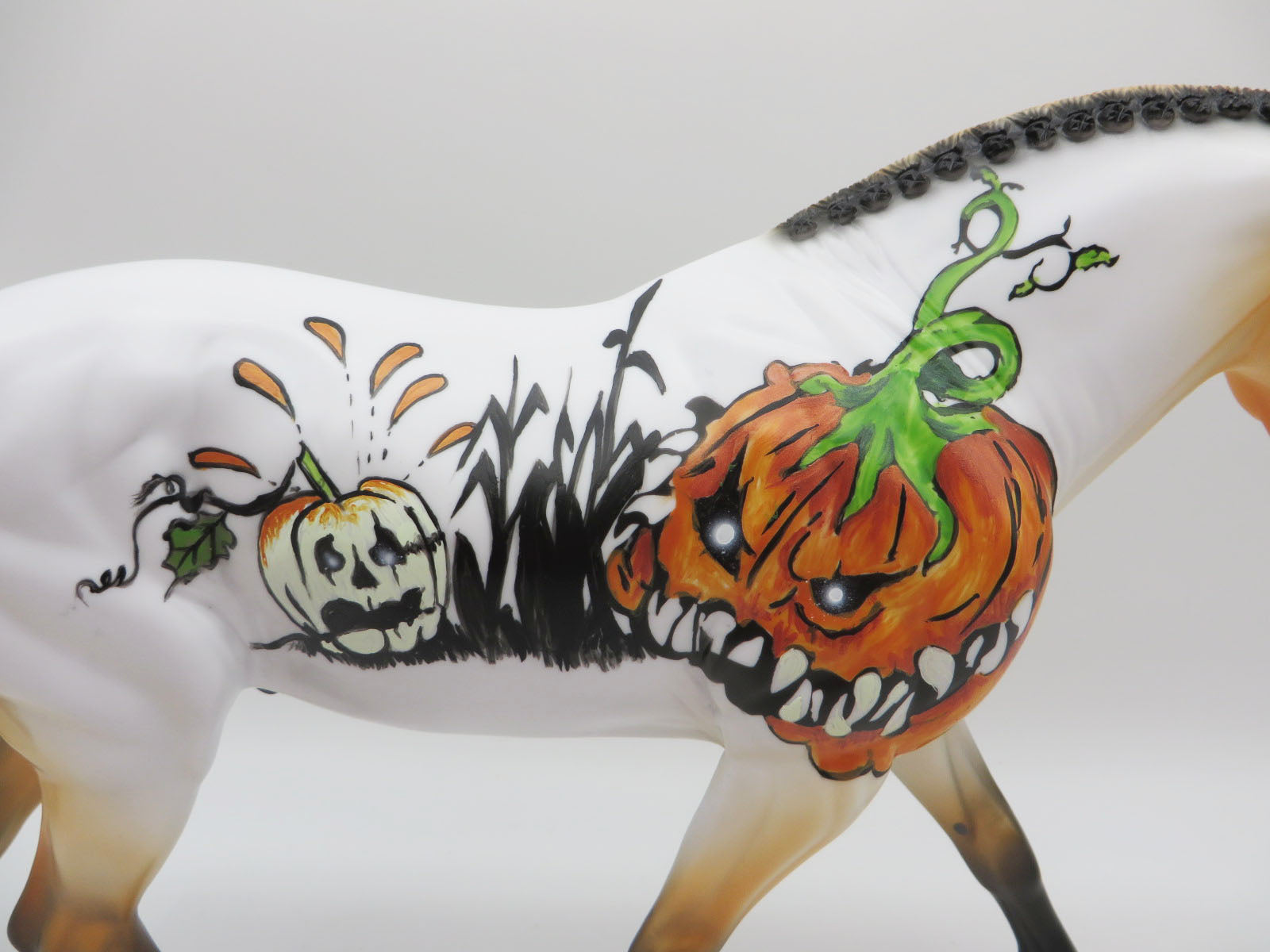 JEKYLL-O-LANTERN - OOAK - BEST OFFER - HALLOWEEN DECORATOR IRISH DRAFT - By Dawn Quick LHS 22