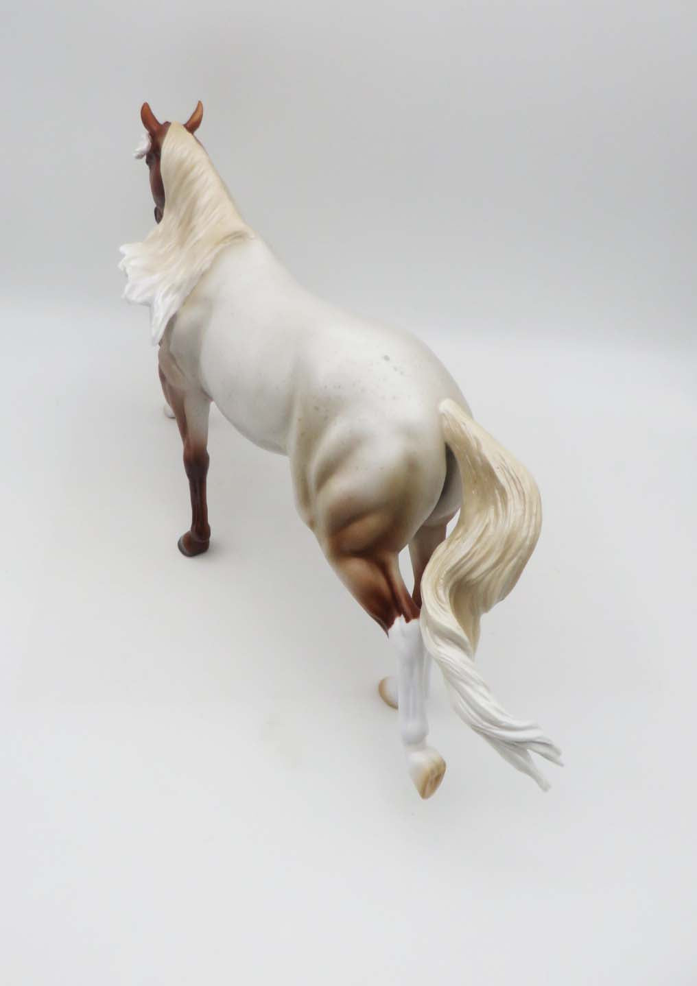 Sample of  Kick It Up - Flaxen Strawberry Roan Remington By Ashley Palmer