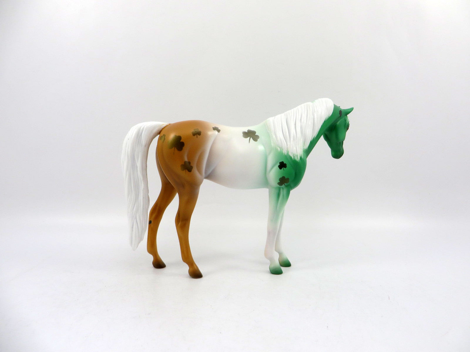 Kiss Me I'm Irish-ooak St. Patricks Day decorator Pebbles Bingo 3/21