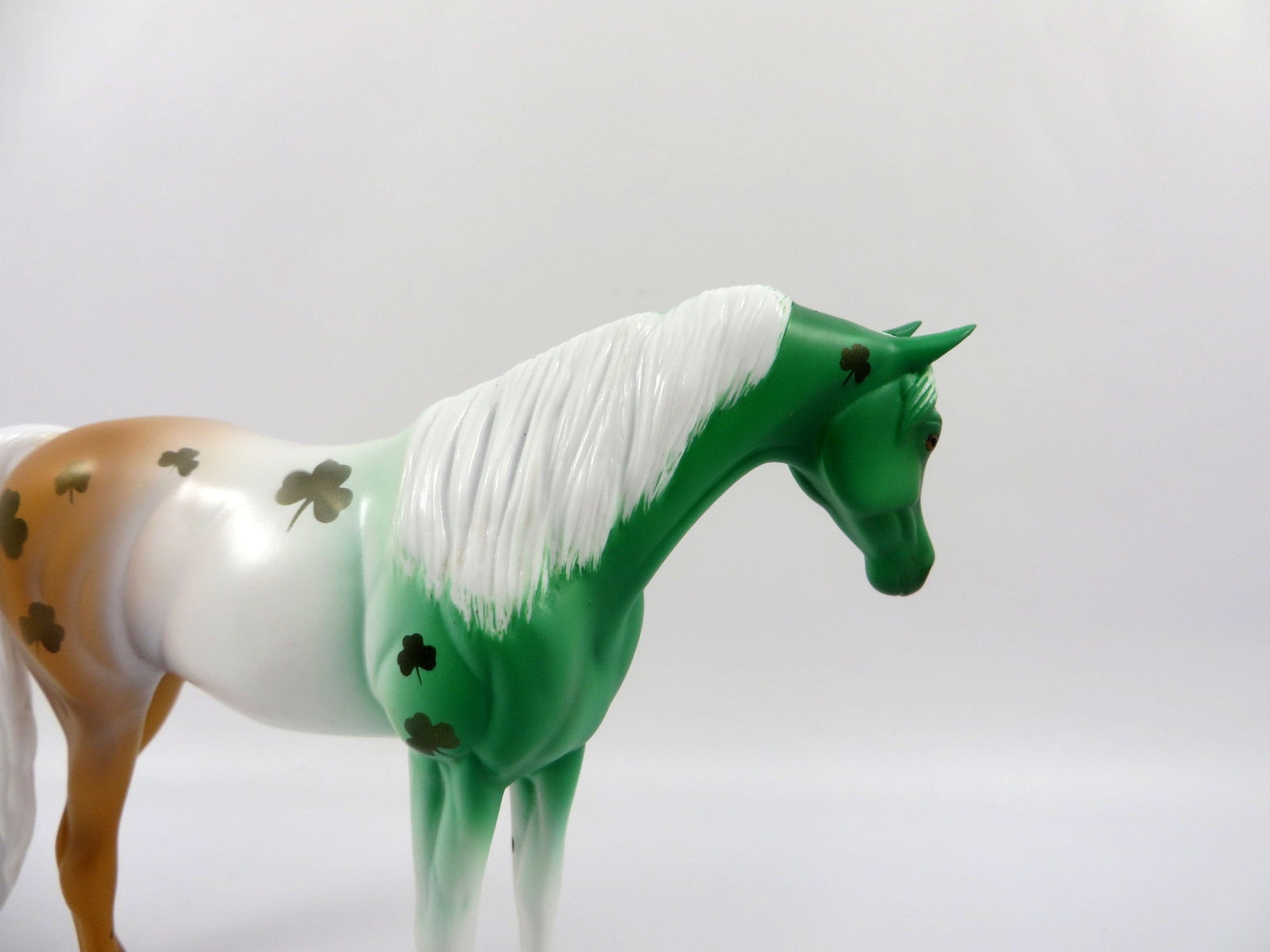 Kiss Me I&#39;m Irish-ooak St. Patricks Day decorator Pebbles Bingo 3/21