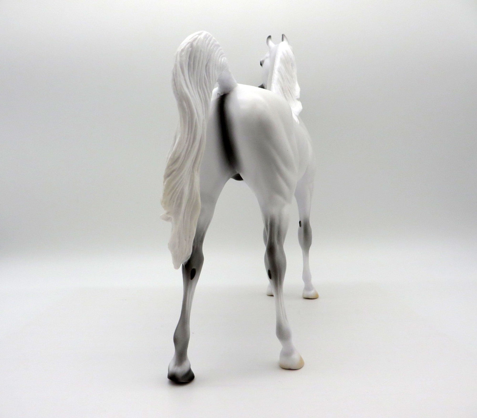 Legend LE-5 Bloody Shoulder Arabian Painted By Ellen Robbins  EQ 21