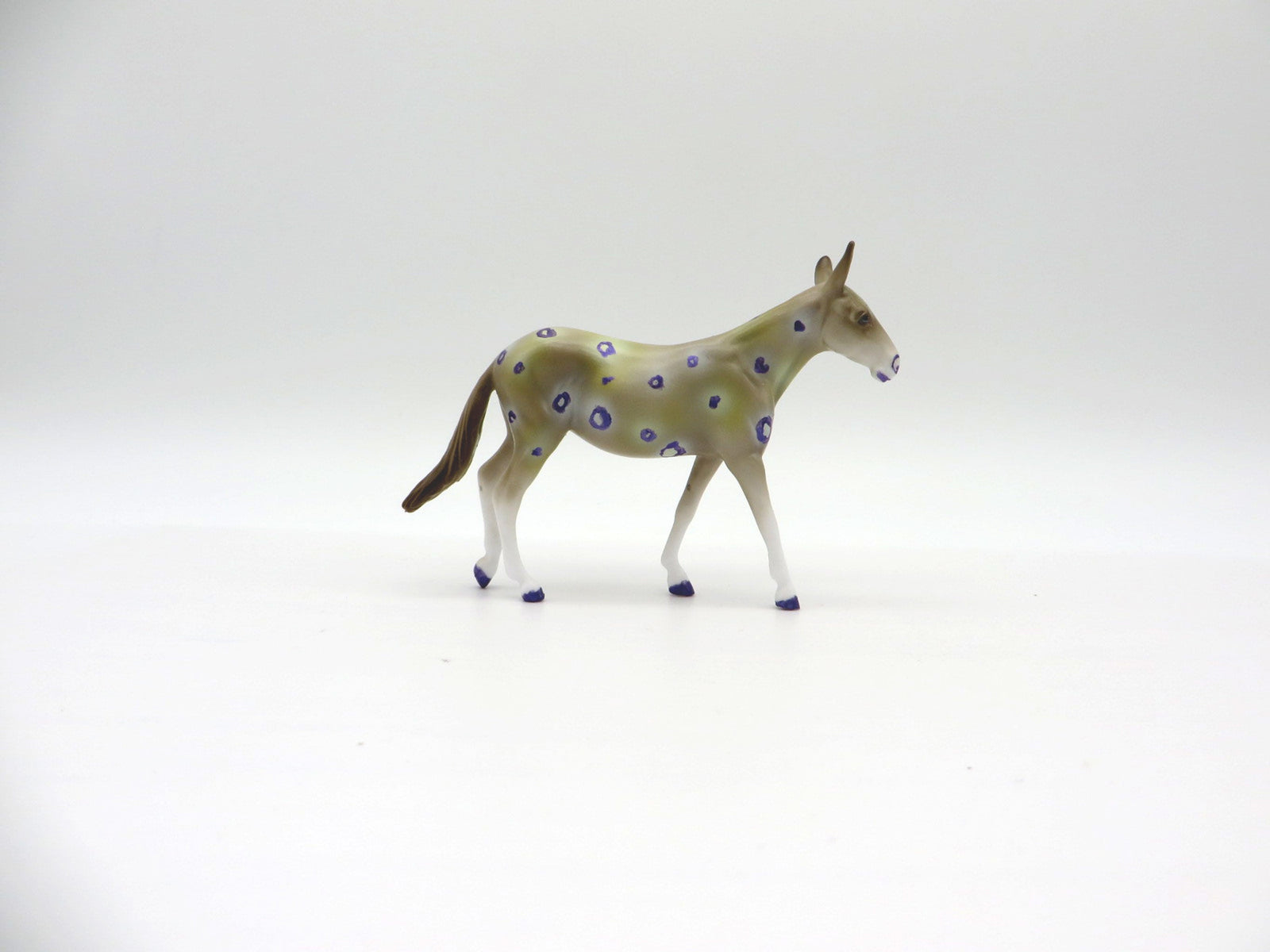 Leopardus-OOAK Chip Mule Deco Sea Slug Painted By Ellen Robbins 7/16/21