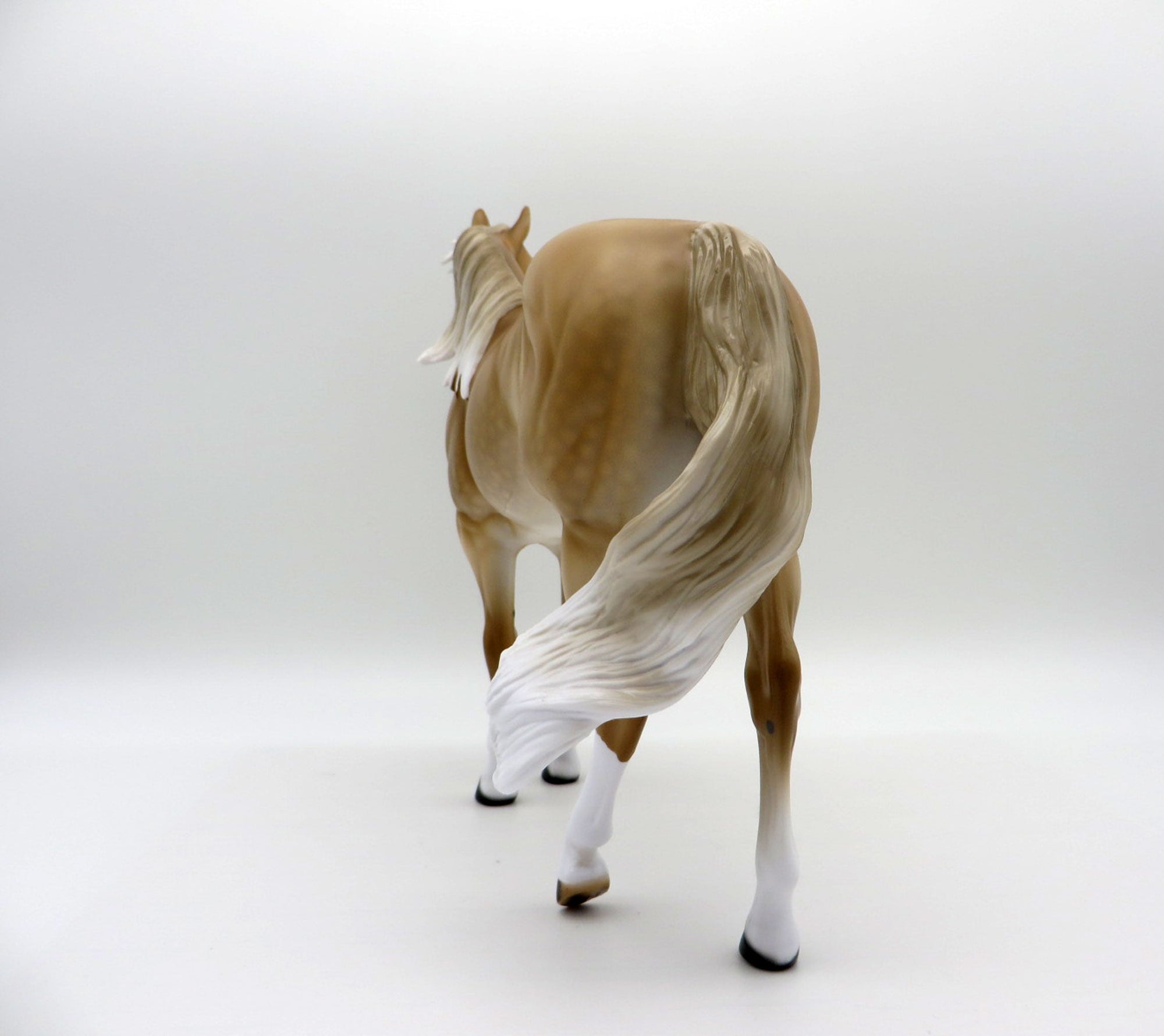 Letting Go-Le-20 Light Sorrel ISH CM  Painted By Audrey Dixon EQ 21