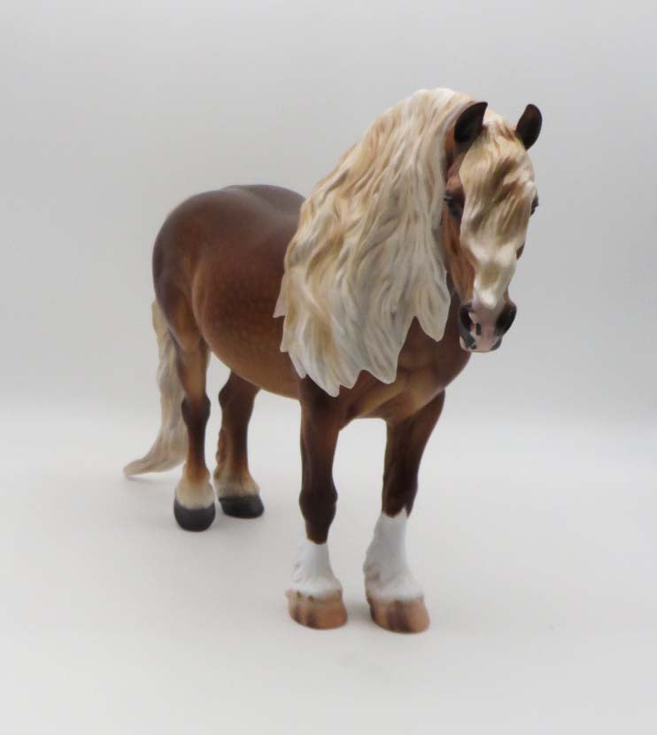 Lynott - OOAK - Dappled Sorrel Heavy Draft By Caroline Boydston BEST OFFER 3/13/23