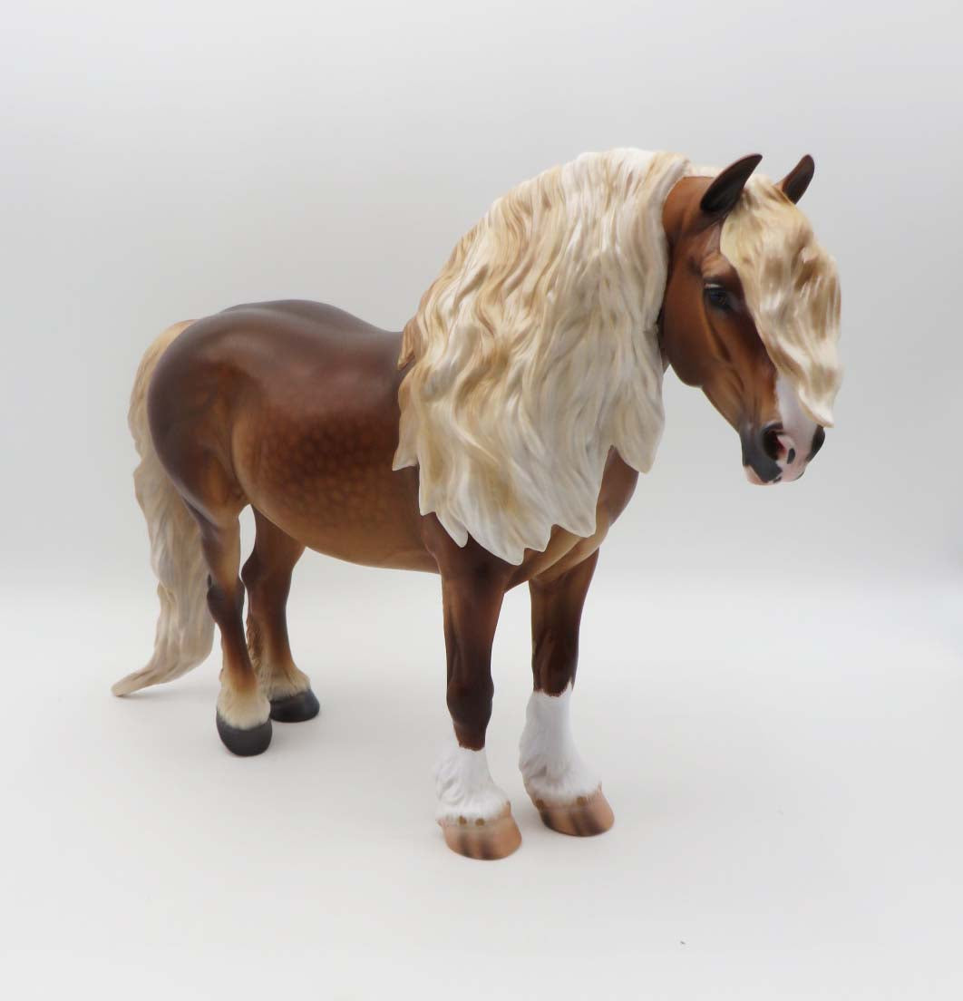 Lynott - OOAK - Dappled Sorrel Heavy Draft By Caroline Boydston BEST OFFER 3/13/23