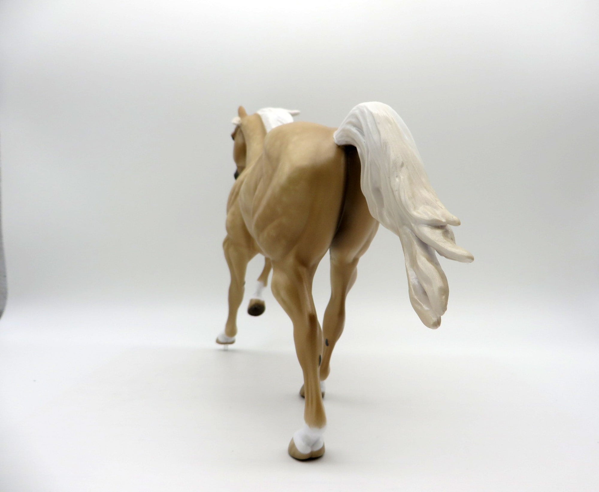 Lynsander-OOAK Palomino Foundation Quarter Horse Painted By Sheryl Leisure 6/11/21