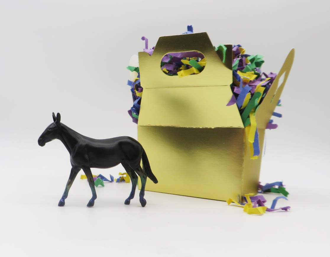 Mardi Gras 2023 Grab Bag - Decorator Chips!!! 😍 One Per Person Please