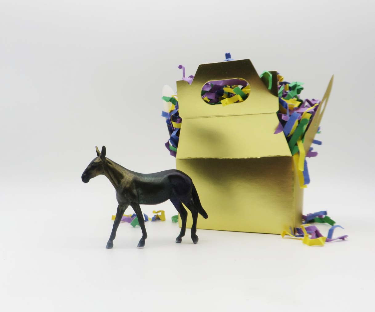 Mardi Gras 2023 Grab Bag - Decorator Chips!!! 😍 One Per Person Please