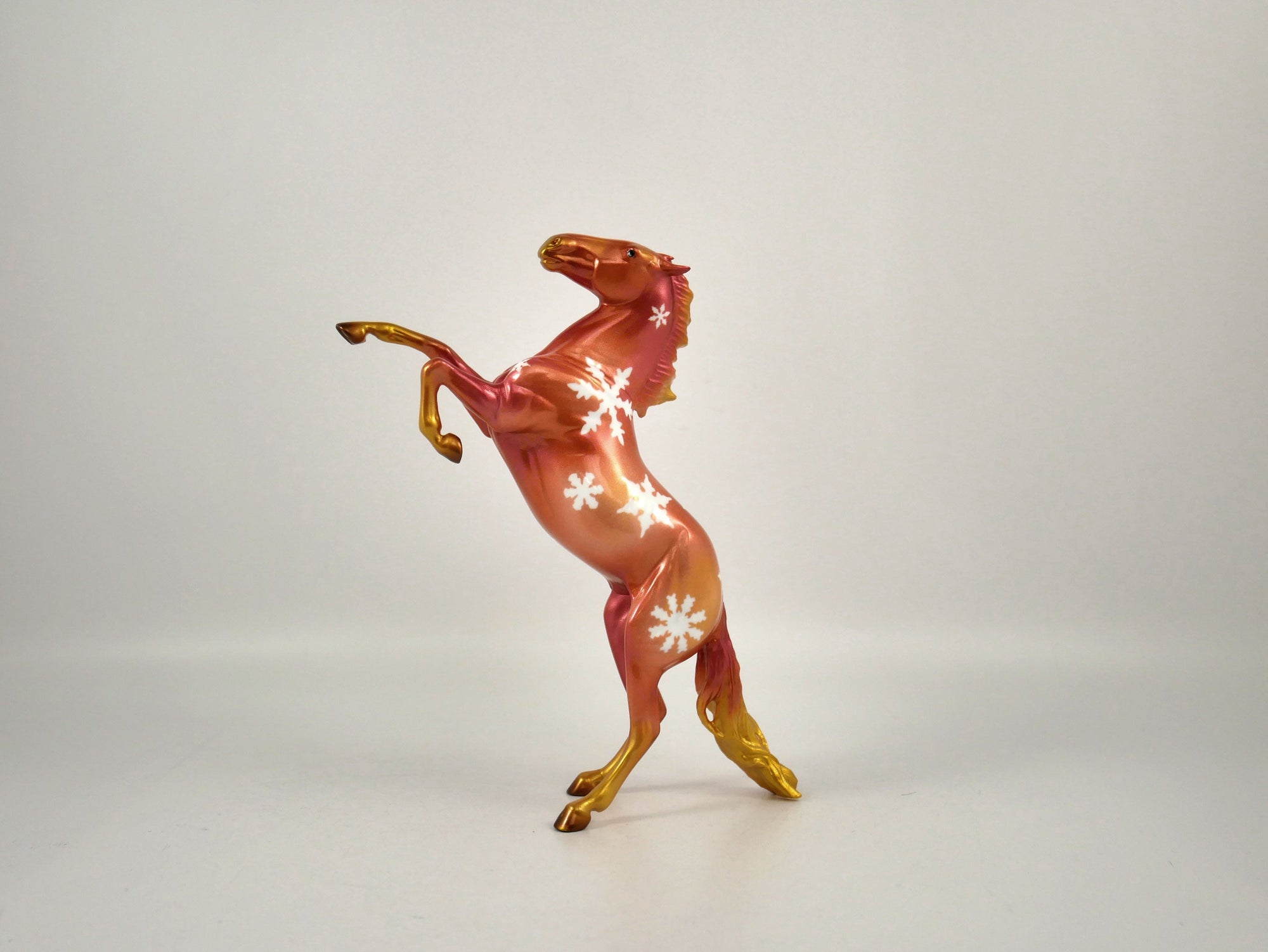 MARMALADE-OOAK SNOWFLAKE DECORATOR REARING PEBBLES BY ELLEN ROBBINS 12/22/20