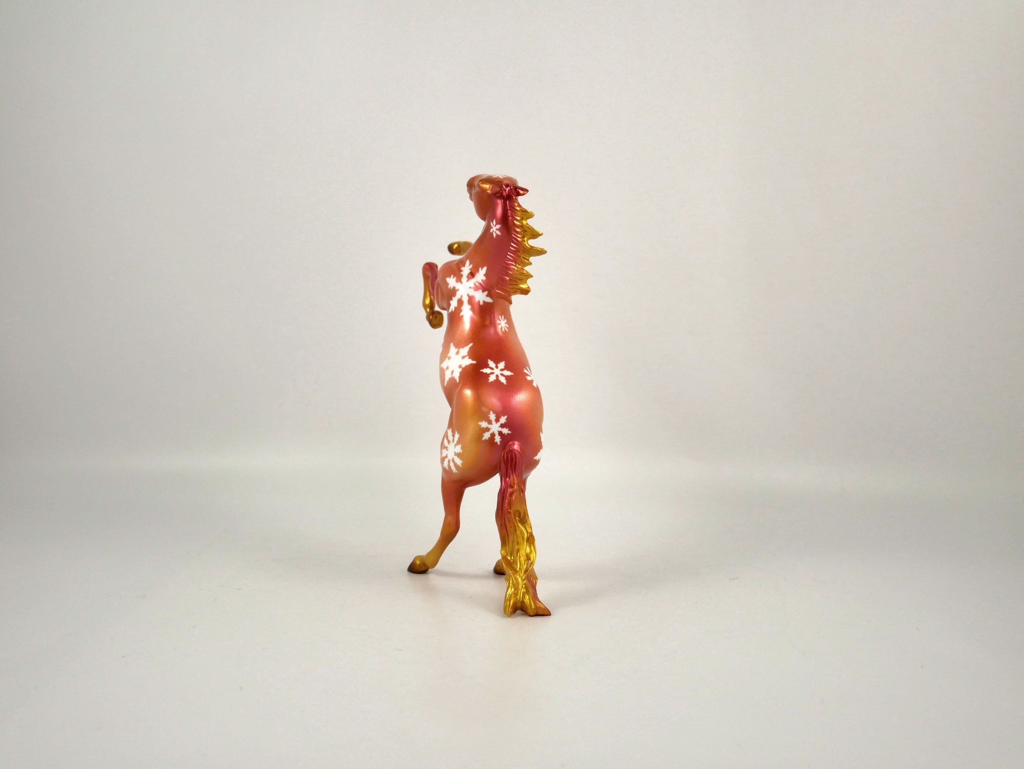 MARMALADE-OOAK SNOWFLAKE DECORATOR REARING PEBBLES BY ELLEN ROBBINS 12/22/20