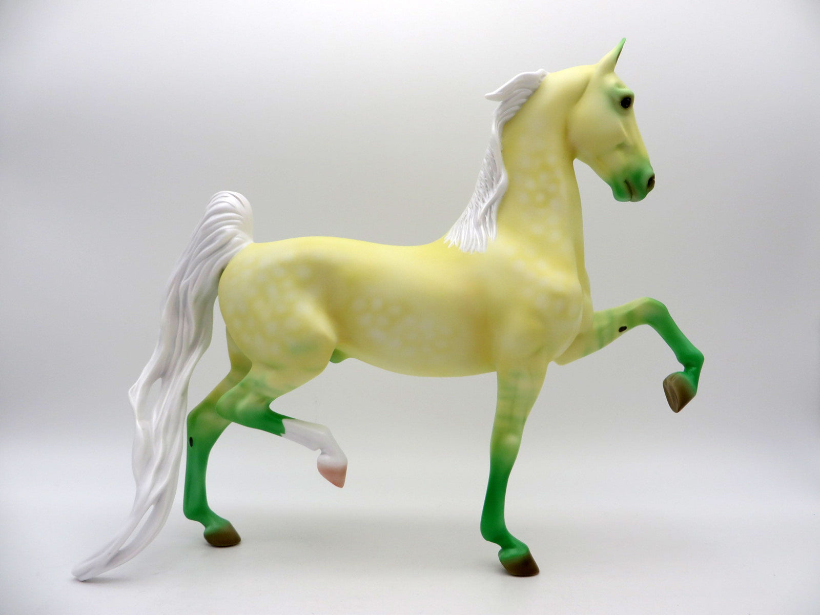 Mello Yellow-OOAK Deco Saddlebred Painted By Ellen Robbins  6/4/21