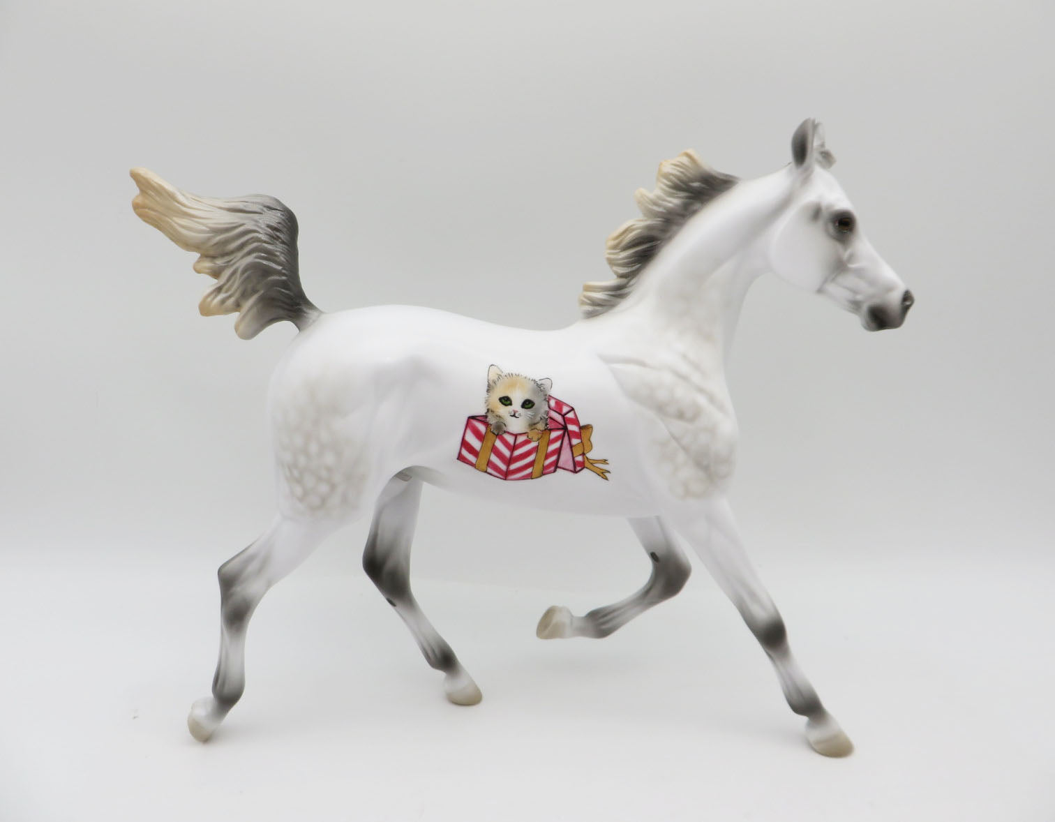 Merry Cat-mas - OOAK - Decorator Grey Yearling by Jess Hamill - CT22