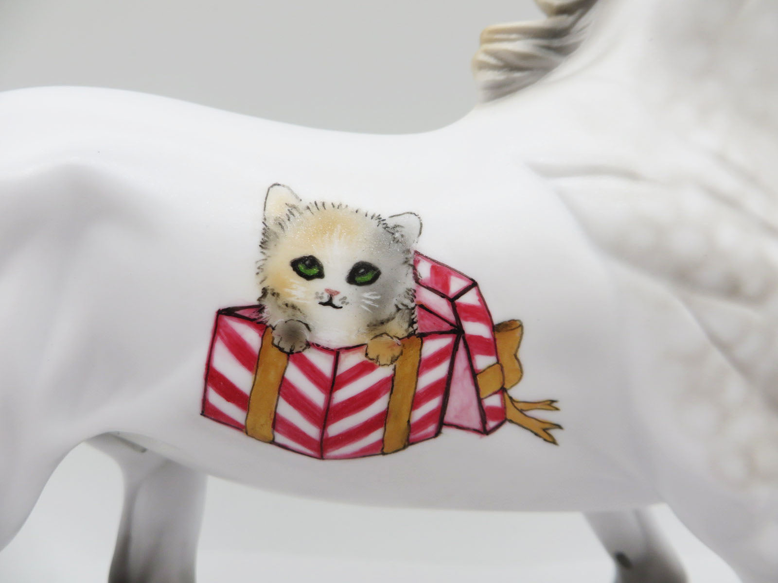 Merry Cat-mas - OOAK - Decorator Grey Yearling by Jess Hamill - CT22
