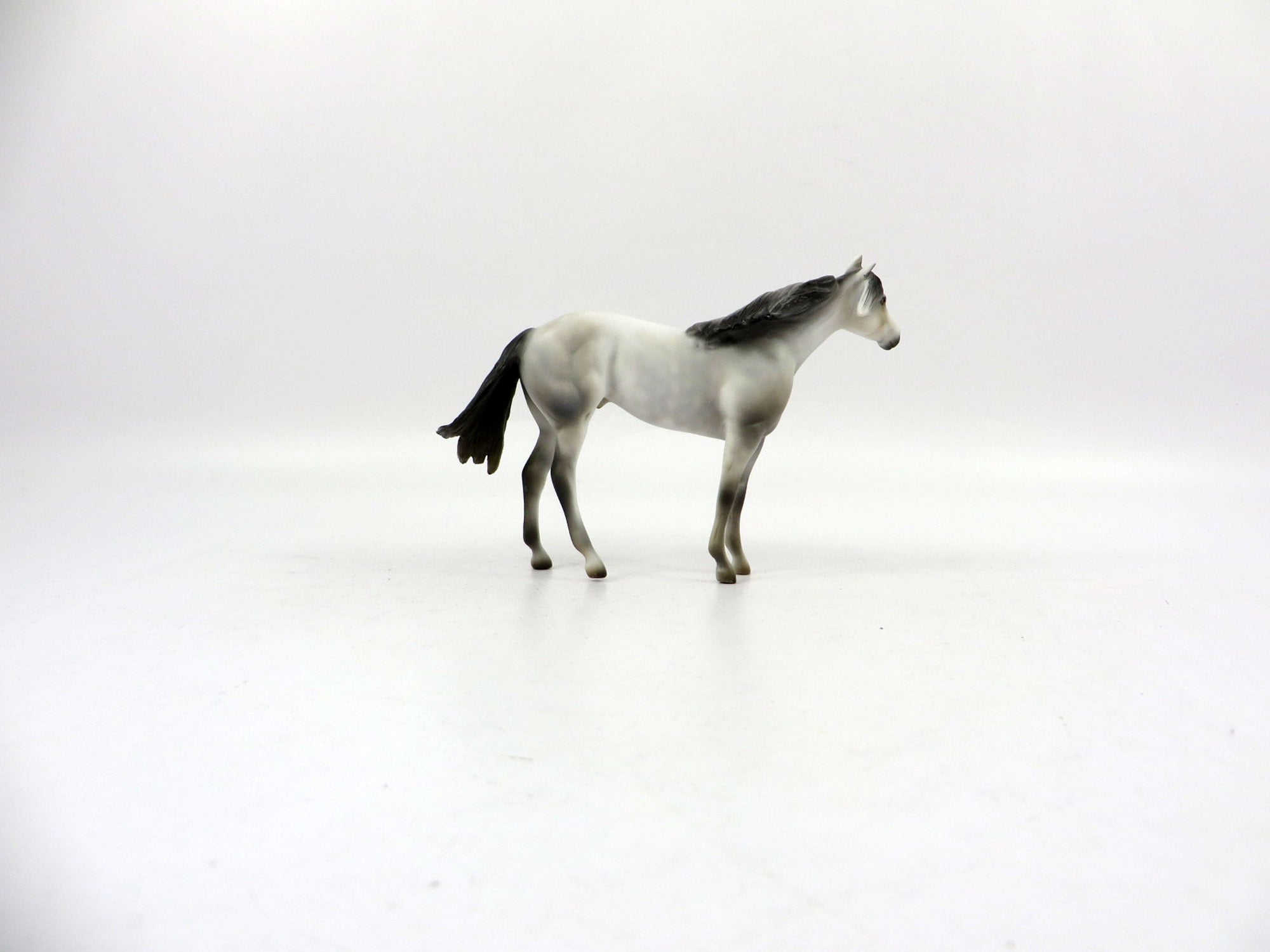 Wet Bar-LE-15 Dapple Grey Chip Painted By Julie Keim 3/12/21