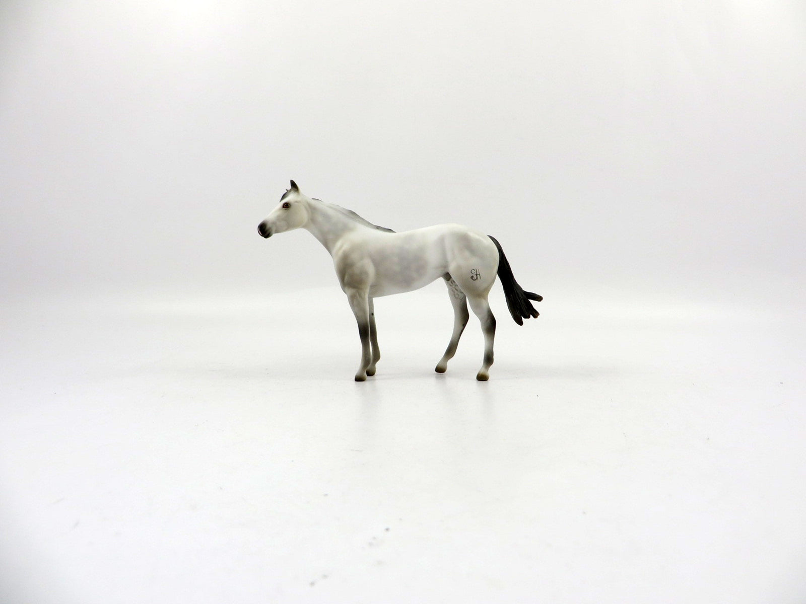 Wet Bar-LE-15 Dapple Grey Chip Painted By Julie Keim 3/12/21