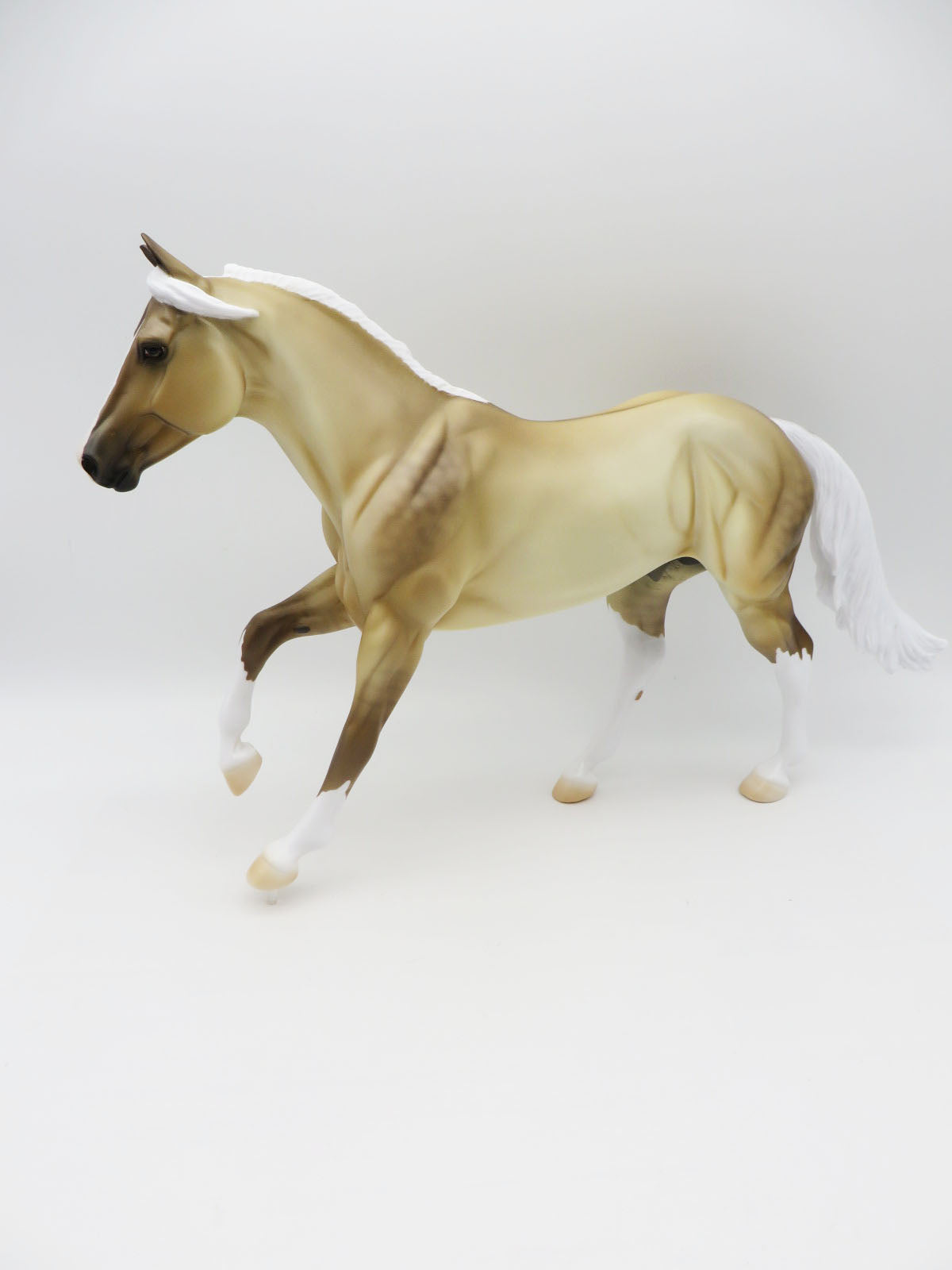 Minstrel of the Dawn - OOAK - Dappled Dunalino Foundation Quarter Horse - Painted By Ellen Robbins - MM22