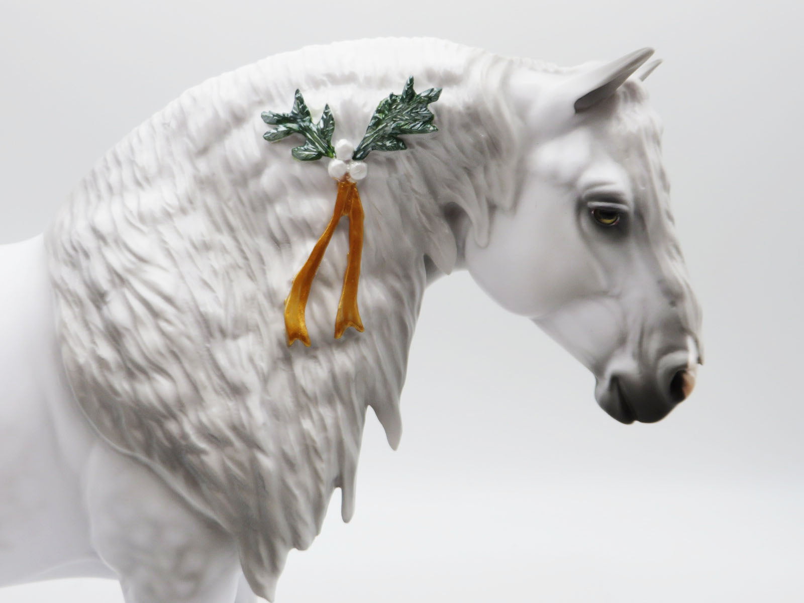 Mistletoe Kisses - LE 30 - Glossy Dapple Light Grey Heavy Draft/Bunny By Jess Hamill - Christmas Tails 2022 - CT22