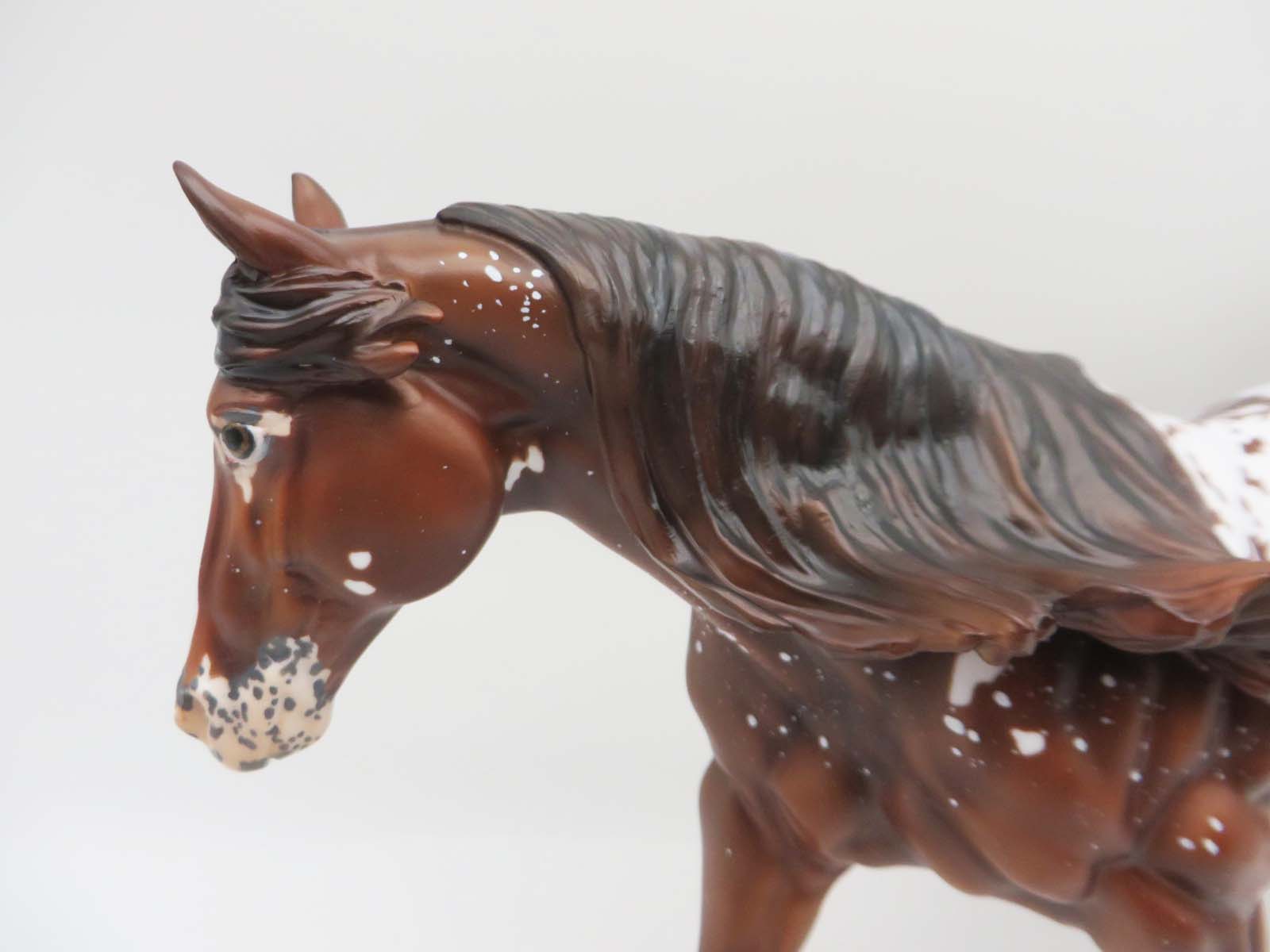 Monster Magnet- LE-10 Celebrity Visiting Horse SHCF 23 Snowflake Appaloosa Running Stock- SHCF23