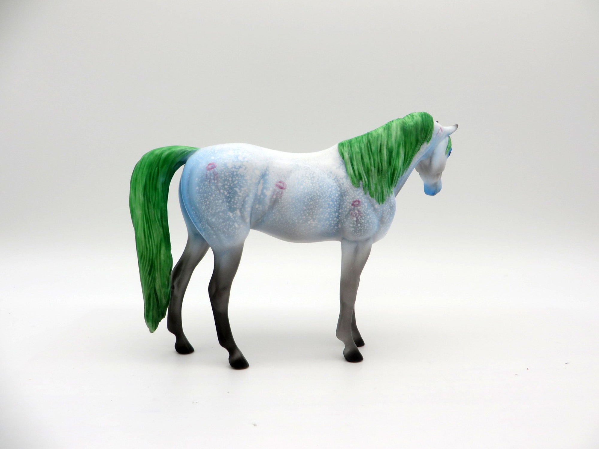 Moon Jelly-OOAK Pebbles Arabian Decorator Painted by Ellen Robbins 7/16/21