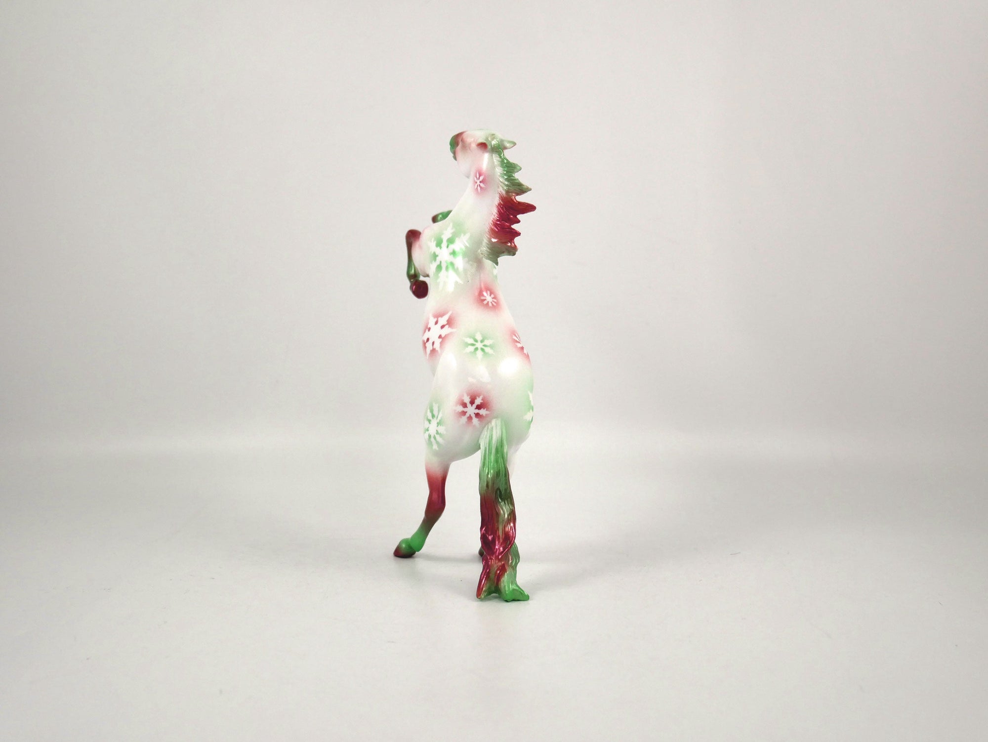 NOUGAT-OOAK SNOWFLAKE DECORATOR REARING PEBBLES BY ELLEN ROBBINS 12/22/20