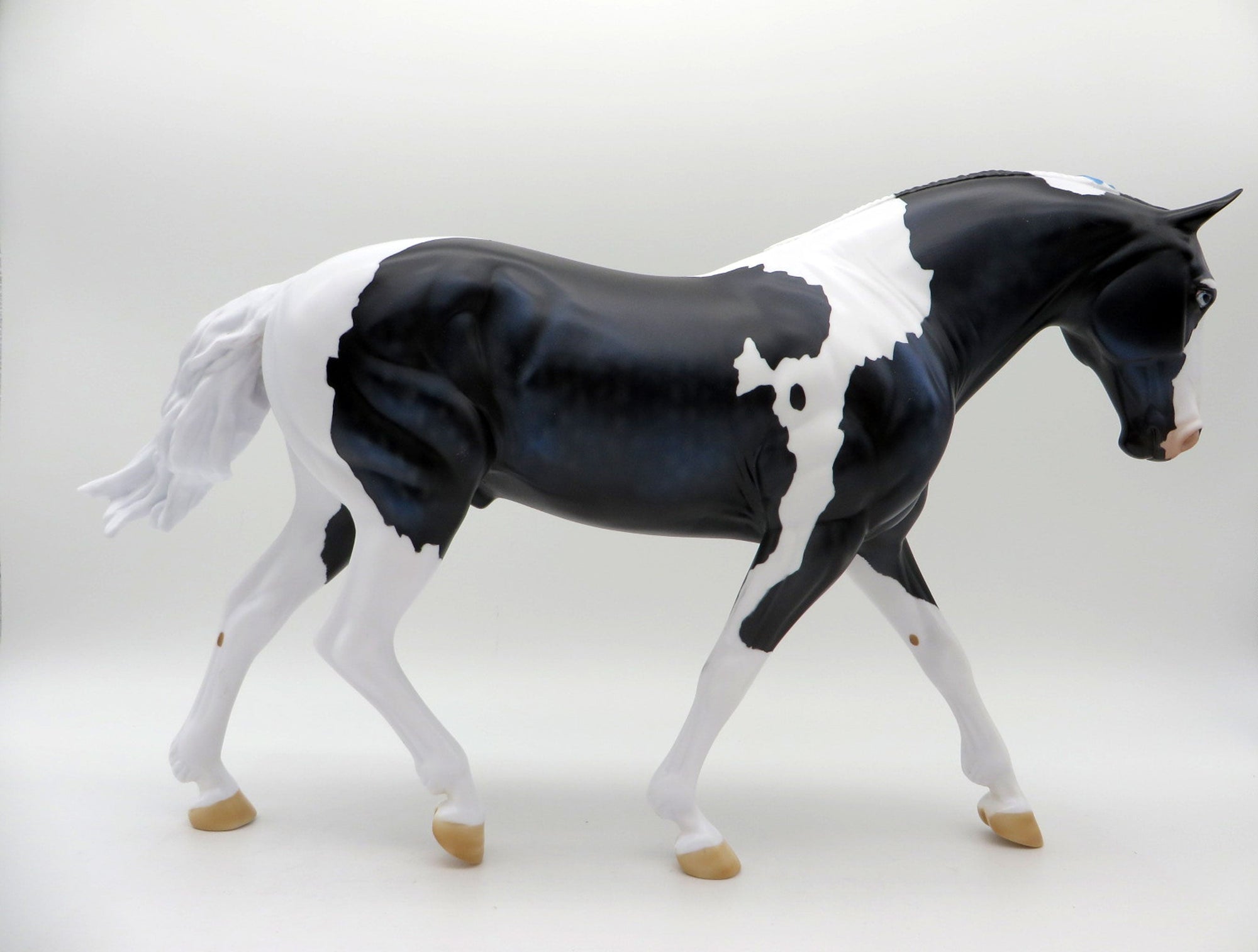 Big Blue LE-20 NO ETCHING Black and White Pinto Irish Draft Painted by Julie Keim EQ 2021