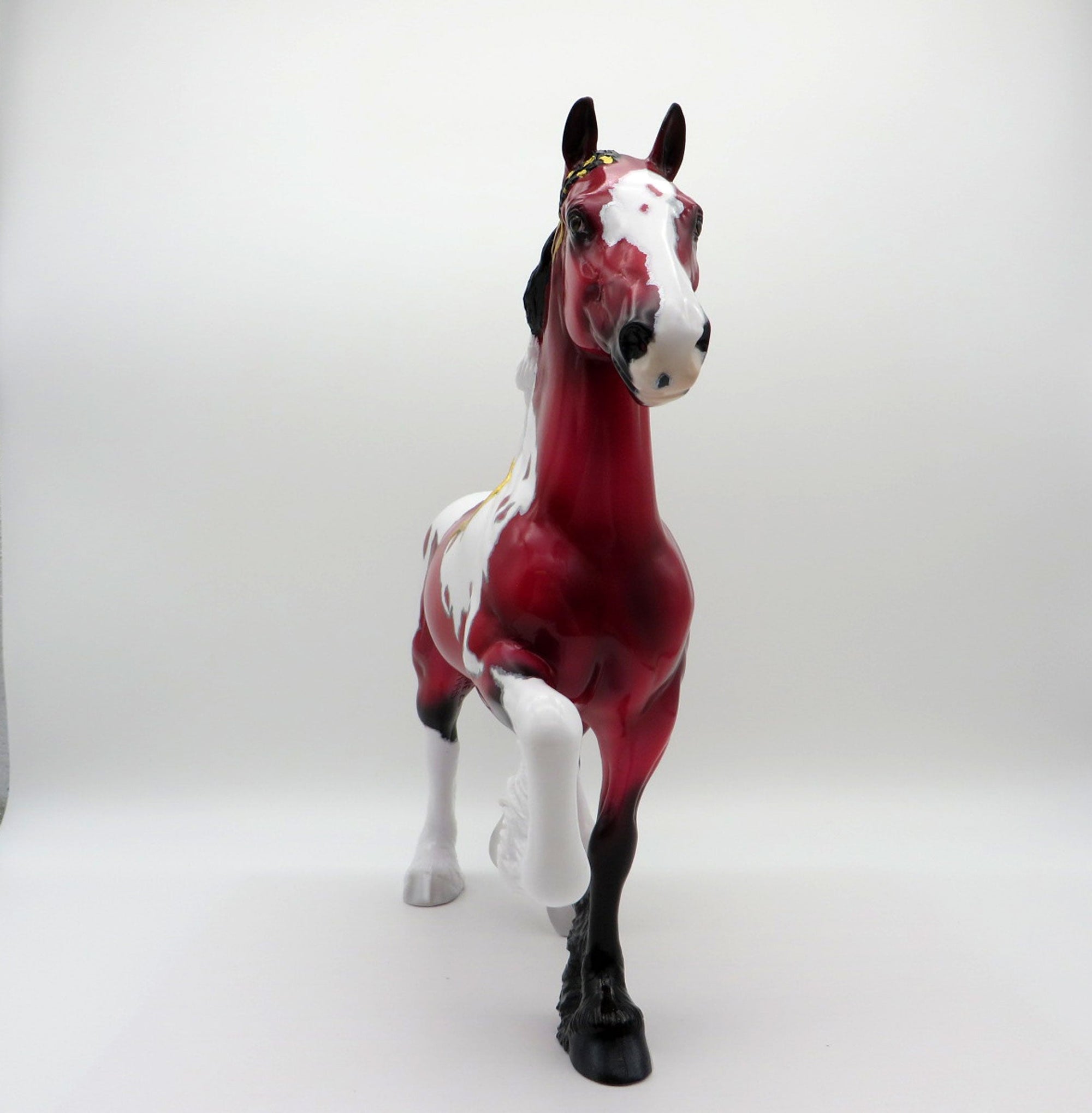 Obomuv-OOAK Precious Stone Ruby Paint Trotting Drafter Painted By Ellen Robbins EQ 2021