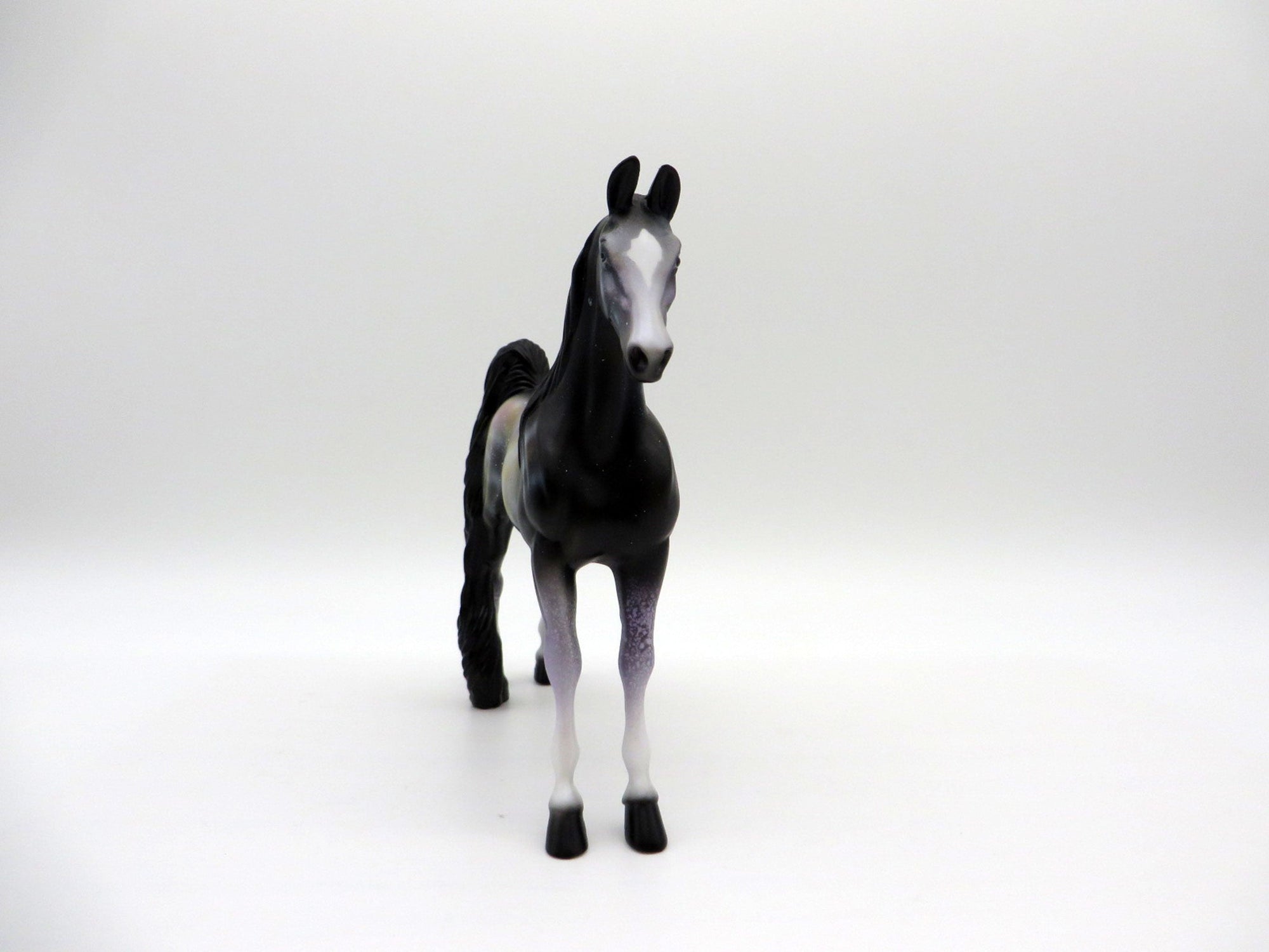 Orbit-LE-5 Standardbred Pebbles Deco Painted by Ellen Robbins 7/30/21