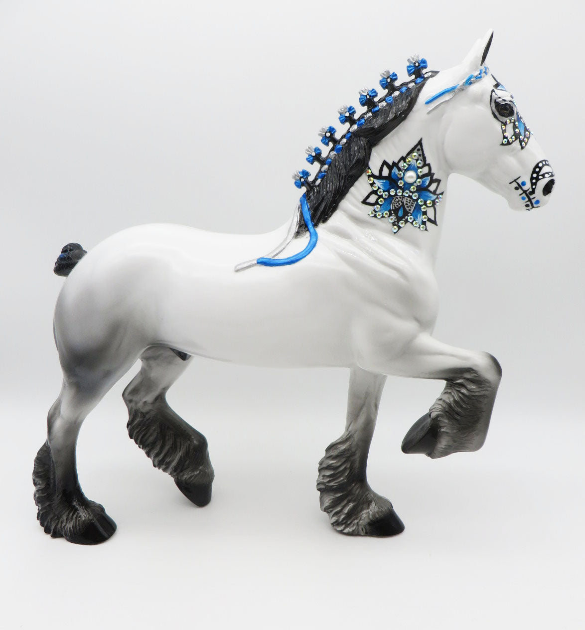 Pearlman - OOAK - Decorator Sugar Skull By Dawn Quick - MM22