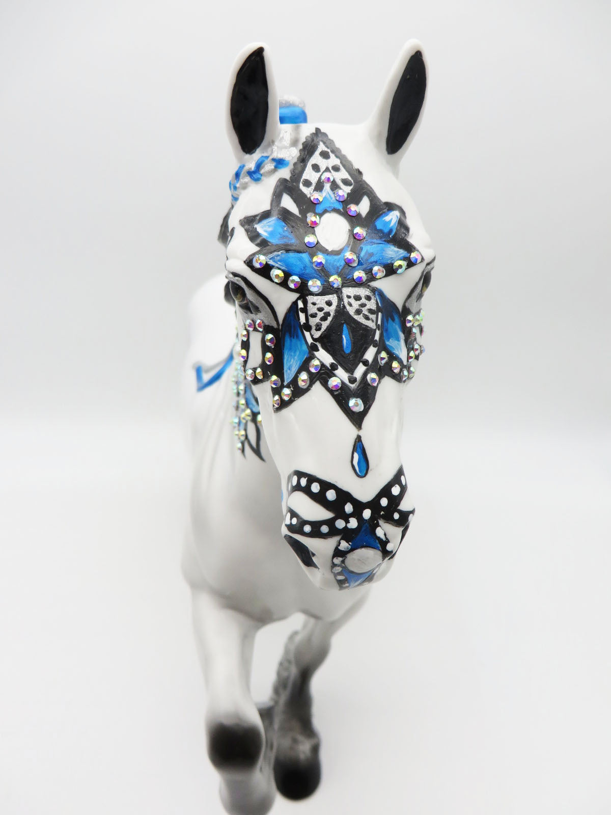 Pearlman - OOAK - Decorator Sugar Skull By Dawn Quick - MM22