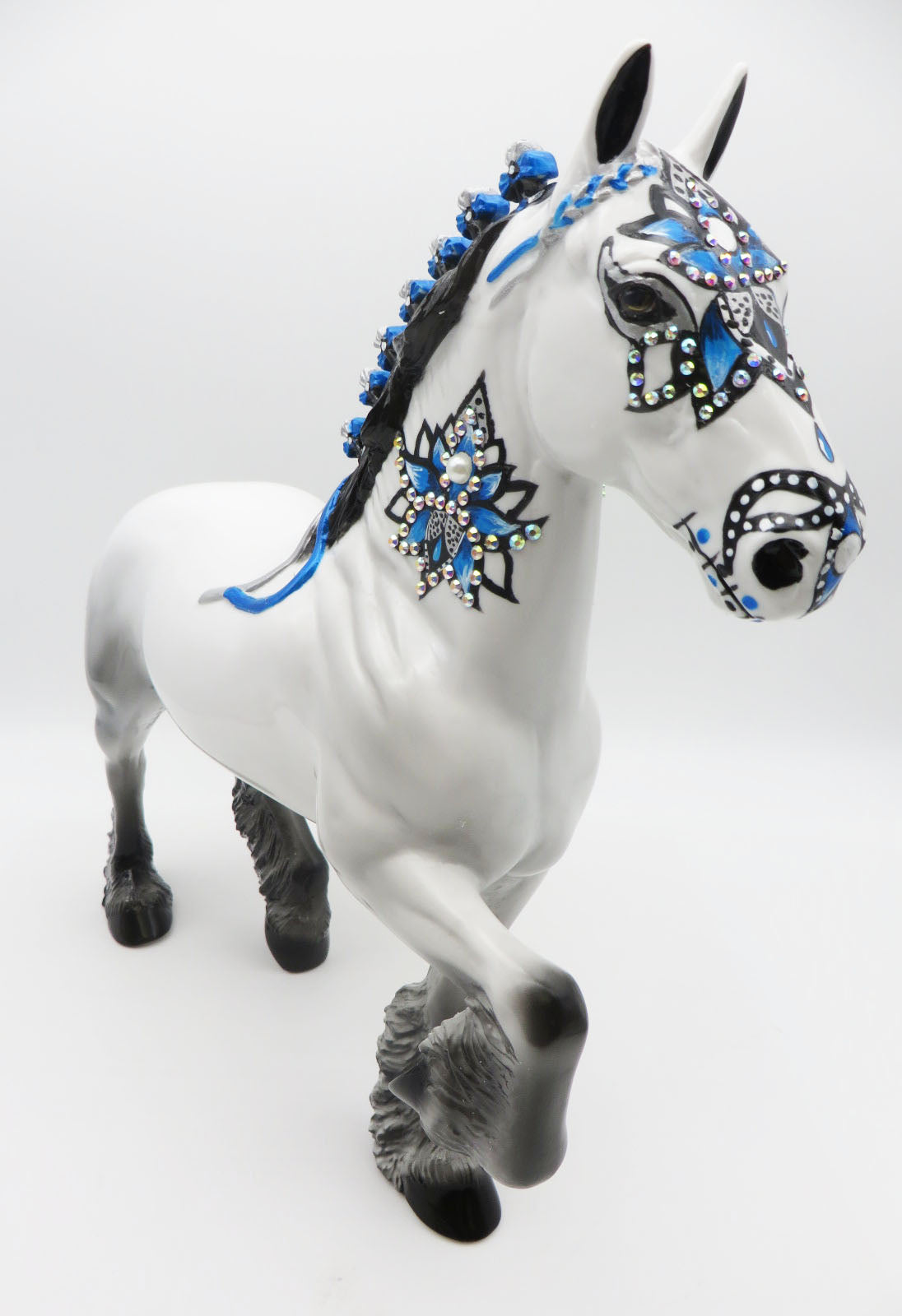 Pearlman - OOAK - Decorator Sugar Skull By Dawn Quick - MM22