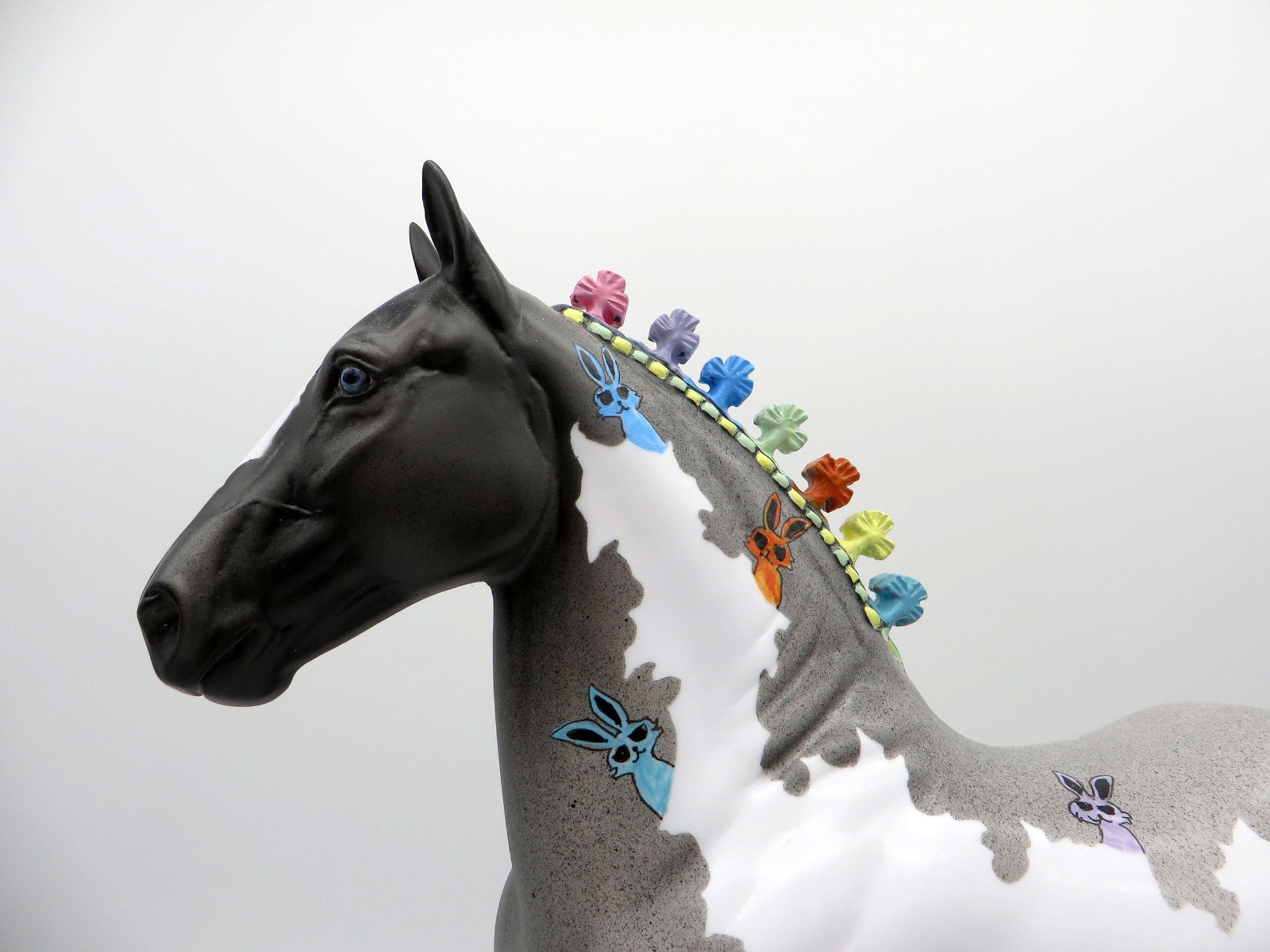 PEEP A BOO-OOAK TROTTING DRAFTER Decorator Easter 2021