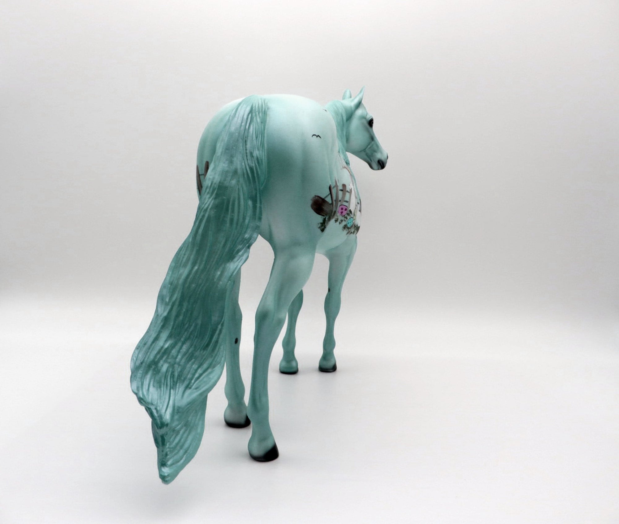 Peter Cotton Tail-ISH Decorator Easter 2021