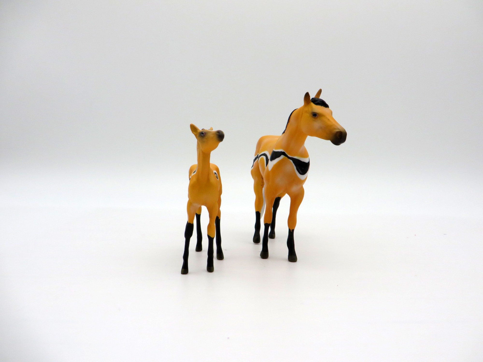 Phyllidia and Ocellata OOAK Shark Week Sea Slug Stock Horse and Foal Chip Painted By Ellen Robbins 7/16/21